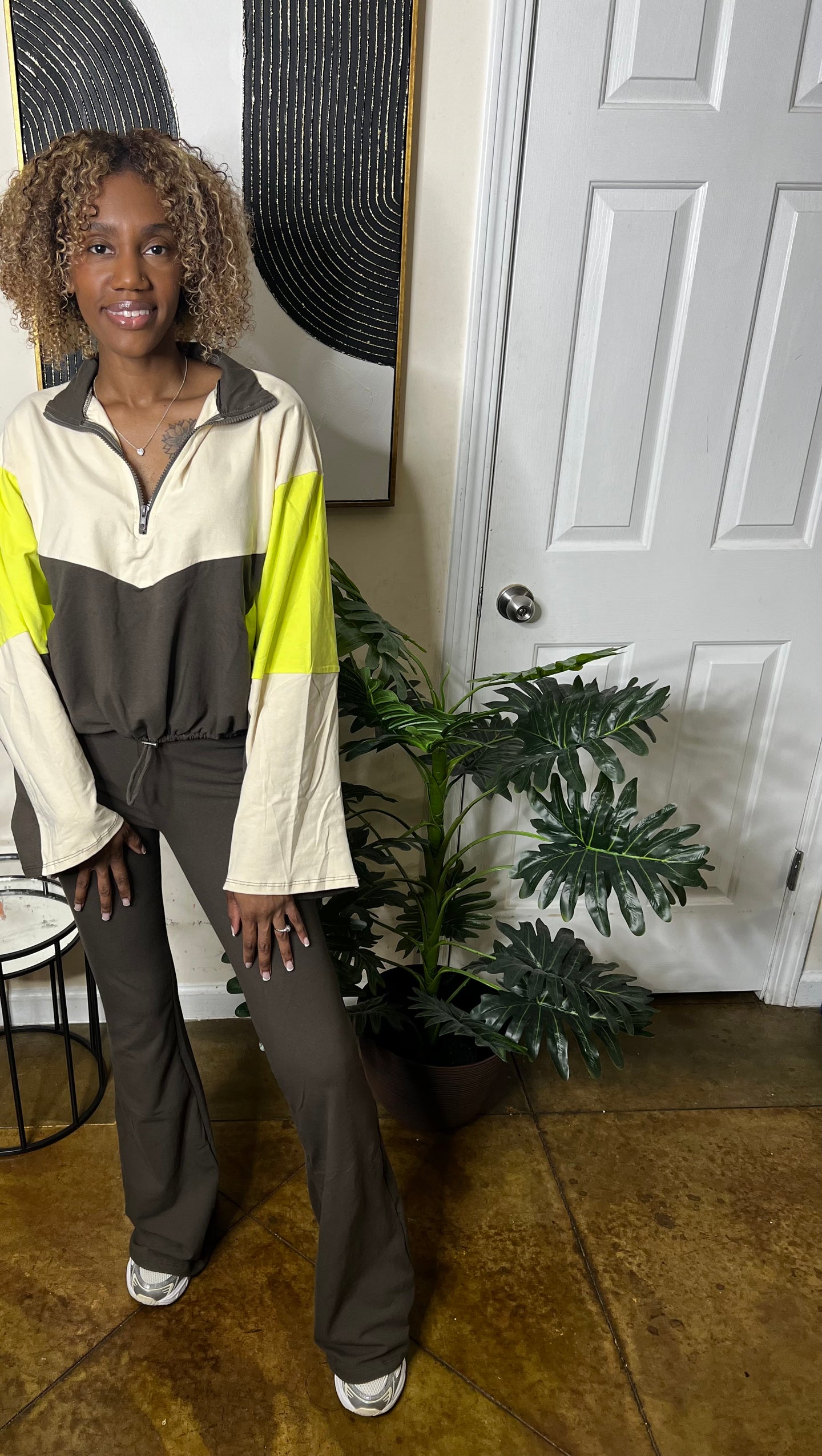 Mya Set (Olive/Cream)